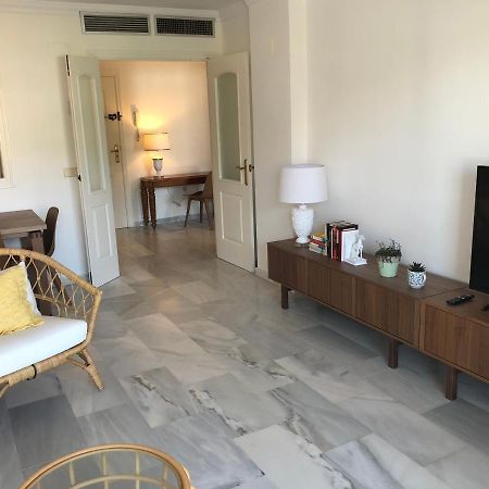 Inspiring Apartment In Carihuela Beach Торремолинос Экстерьер фото