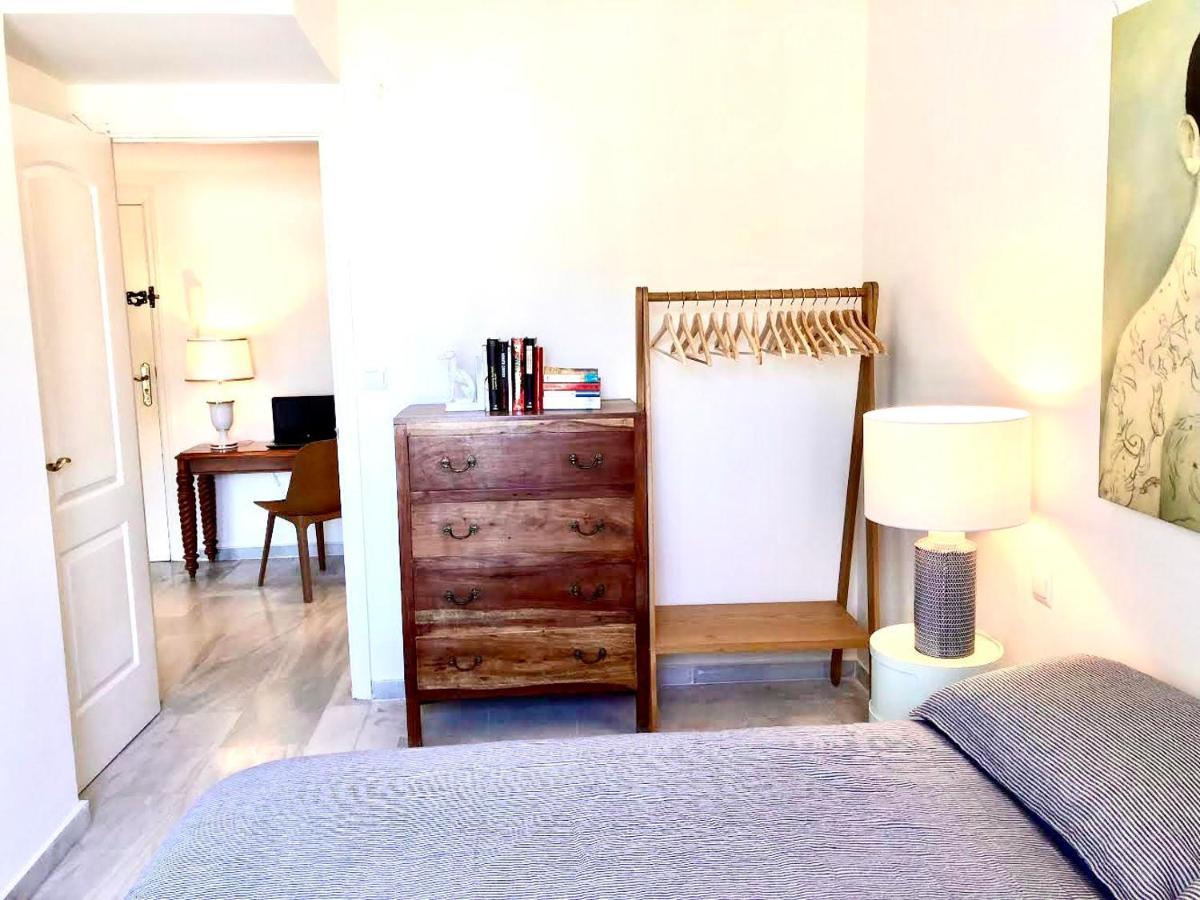 Inspiring Apartment In Carihuela Beach Торремолинос Экстерьер фото